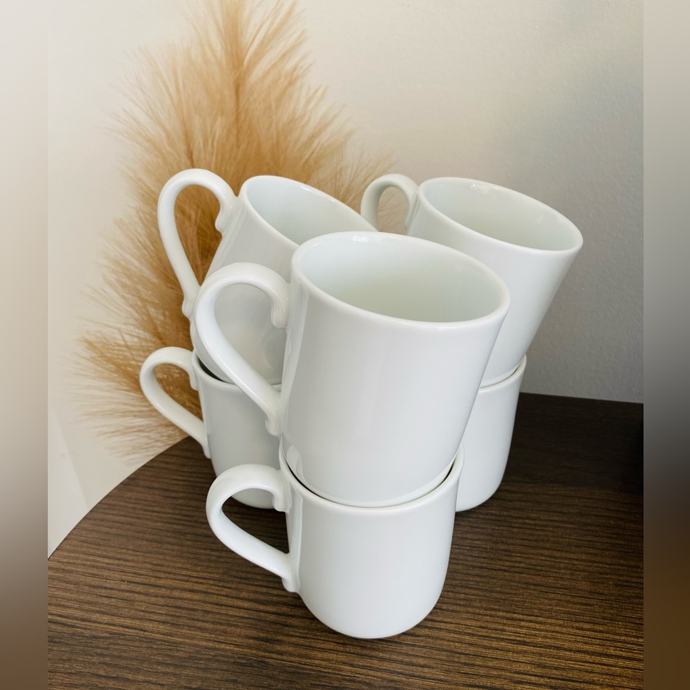 Royal Doulton Elegant White Mug Set, 6 in Total, New Condition
